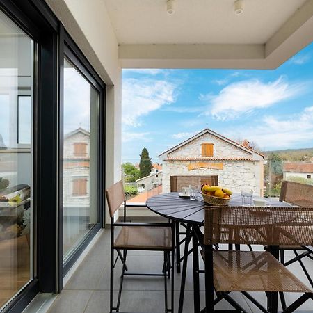 Apartment Muzini Малинска Экстерьер фото