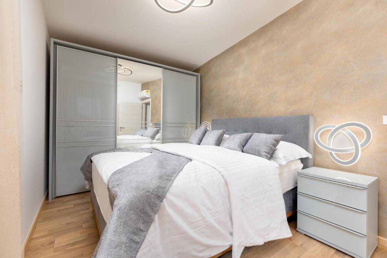 Apartment Muzini Малинска Экстерьер фото